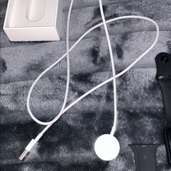 apple watch series 3 - Picture 4 of 6